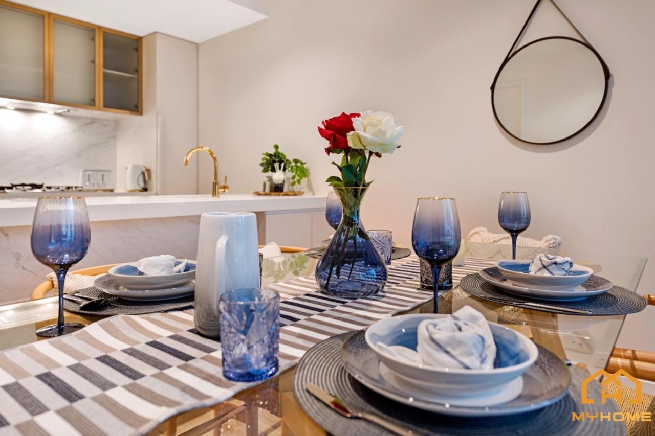 Collins House -myhome